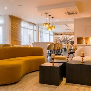 Kyriad Prestige Centre-palais Des Arts 4*, Vannes Francia